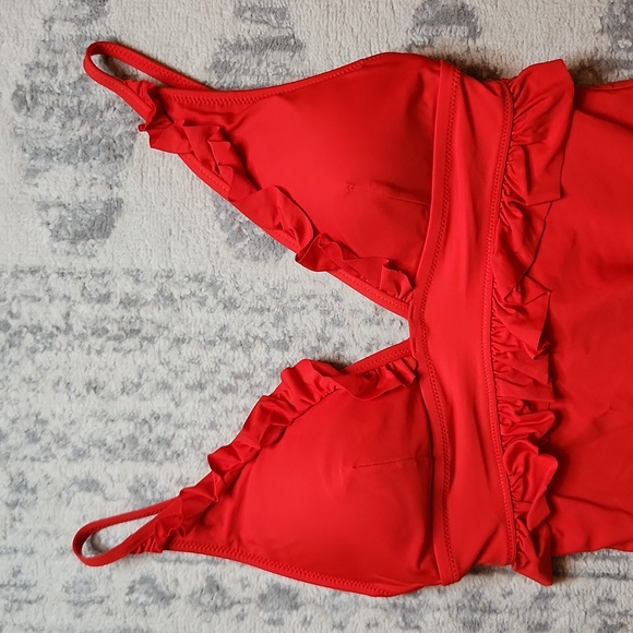 J crew plunge one piece - Picture 2 of 5